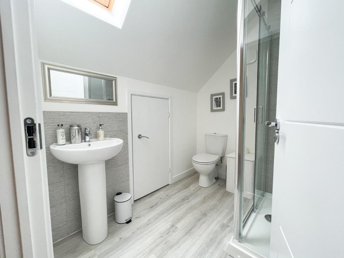 Newly Developed 3 Bedroom Home Glasgow Exterior foto